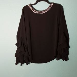 Meraki beautiful dressy top scalloped arms